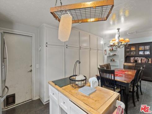 19941  Carmania   Lane, Huntington Beach, CA