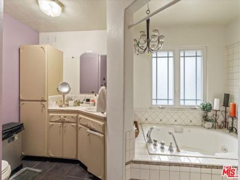 19941  Carmania   Lane, Huntington Beach, CA