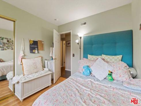 19941  Carmania   Lane, Huntington Beach, CA