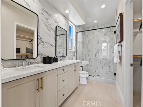 19051  Main  101  Street, Huntington Beach, CA