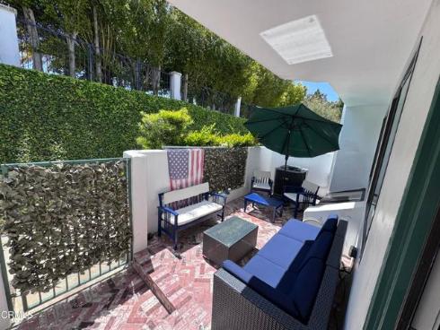 7412 Seabluff 108 Drive, Huntington Beach, CA