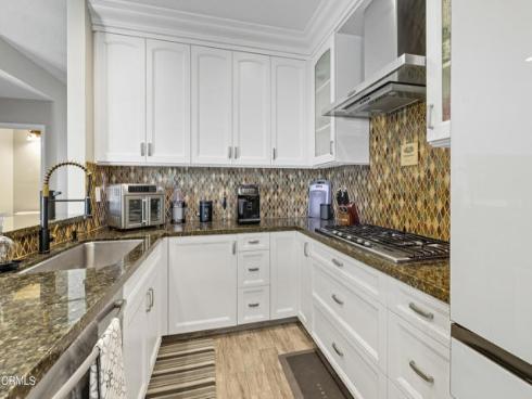 7412 Seabluff 108 Drive, Huntington Beach, CA