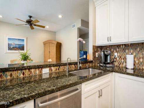 7412 Seabluff 108 Drive, Huntington Beach, CA