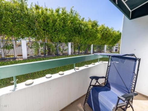 7412 Seabluff 108 Drive, Huntington Beach, CA