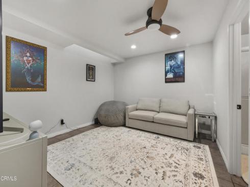 7412 Seabluff 108 Drive, Huntington Beach, CA