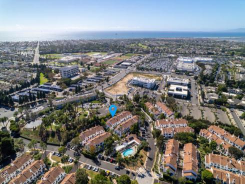 7412 Seabluff 108 Drive, Huntington Beach, CA