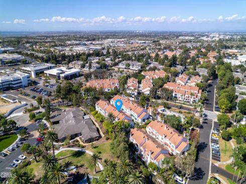 7412 Seabluff 108 Drive, Huntington Beach, CA