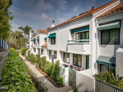 7412 Seabluff 108 Drive, Huntington Beach, CA