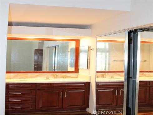 8565  Colusa  906C  Circle, Huntington Beach, CA