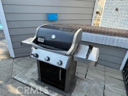 4682  Warner  B102 , Huntington Beach, CA