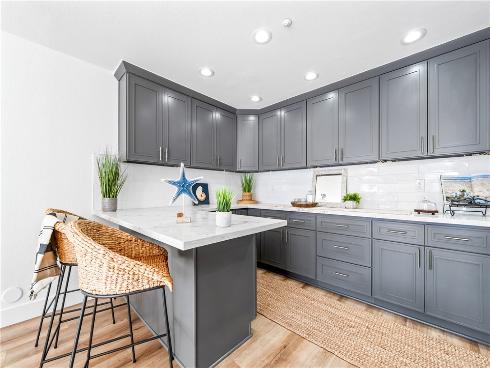 18859  Milos   Circle, Huntington Beach, CA