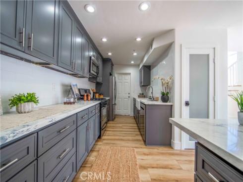 18859  Milos   Circle, Huntington Beach, CA