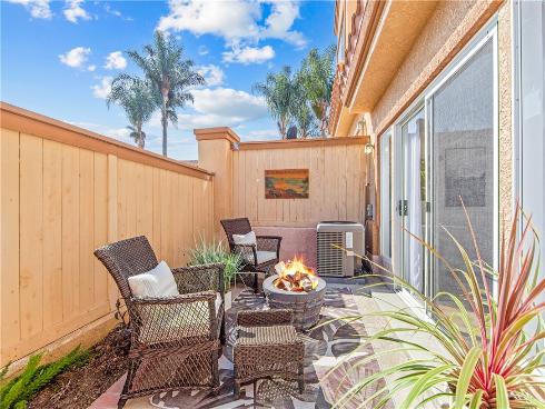 18859  Milos   Circle, Huntington Beach, CA