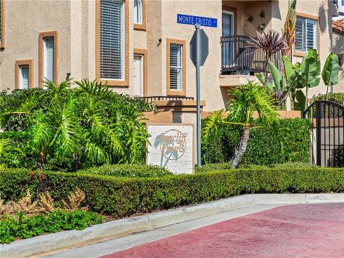 18859  Milos   Circle, Huntington Beach, CA