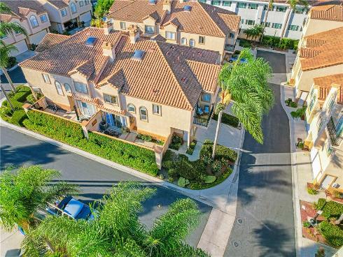 18859  Milos   Circle, Huntington Beach, CA