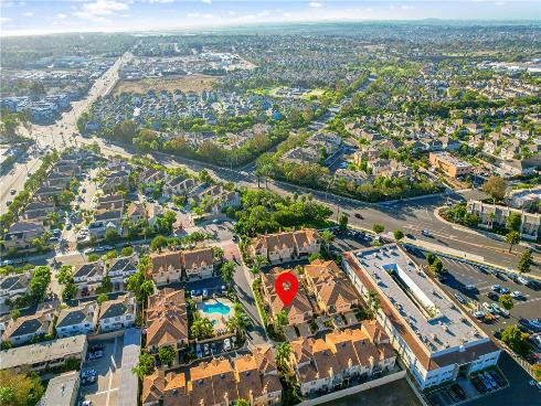 18859  Milos   Circle, Huntington Beach, CA