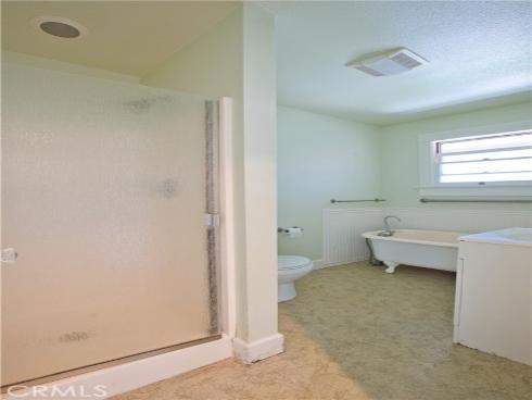 228  12th  1113 Olive Av  Street, Huntington Beach, CA