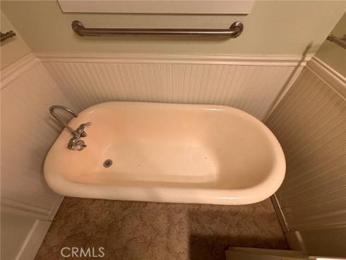 228  12th  1113 Olive Av  Street, Huntington Beach, CA