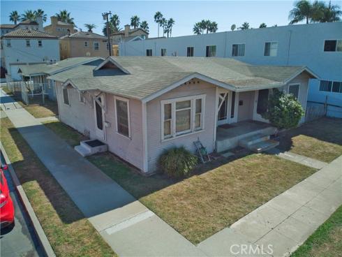 228  12th  1113 Olive Av  Street, Huntington Beach, CA