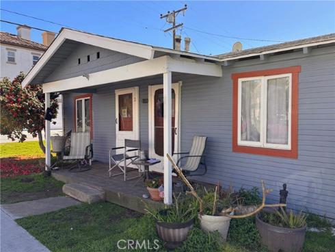 1111 Olive A & B Avenue, Huntington Beach, CA