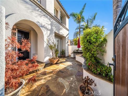 304  Goldenwest Street  , Huntington Beach, CA