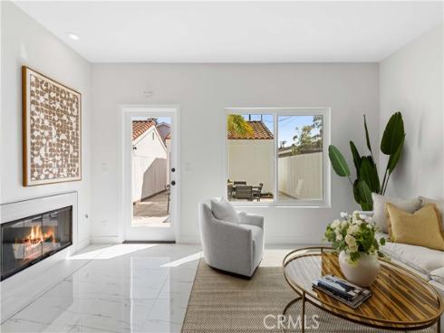 204  Lincoln Ave  , Huntington Beach, CA