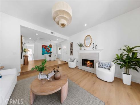 204  Lincoln Ave  , Huntington Beach, CA