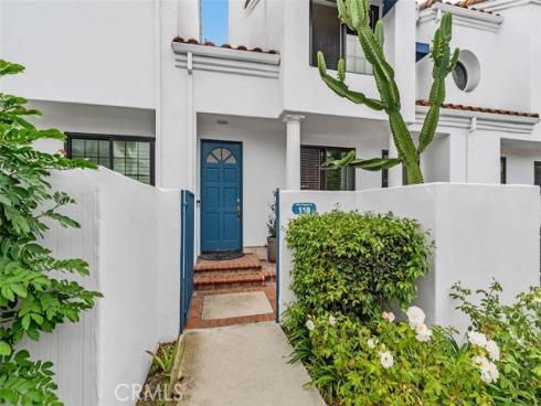 19451  Pompano Lane  110  Lane, Huntington Beach, CA