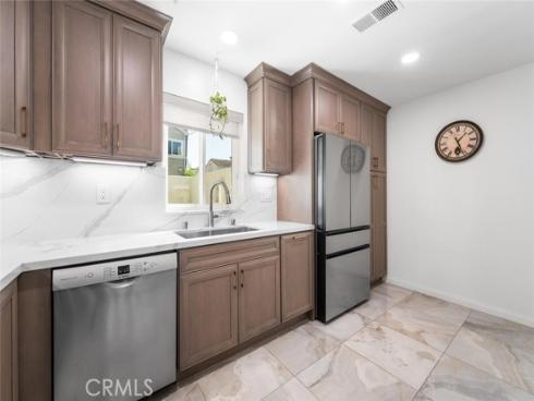 1516  Pacific Coast  101 , Huntington Beach, CA