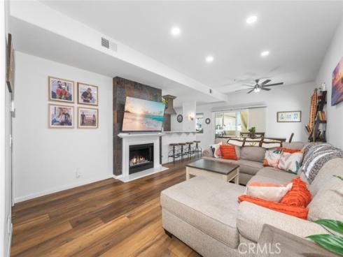 1516  Pacific Coast  101 , Huntington Beach, CA