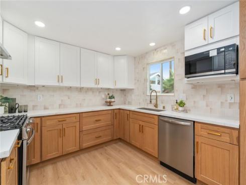 8171  Holland   Drive, Huntington Beach, CA