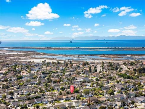 5862  Raphael  , Huntington Beach, CA