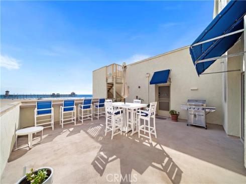 711 Pacific Coast 330 , Huntington Beach, CA