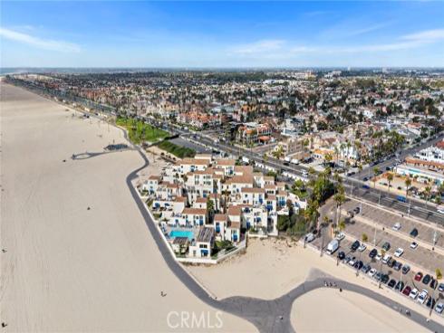 711 Pacific Coast 330 , Huntington Beach, CA