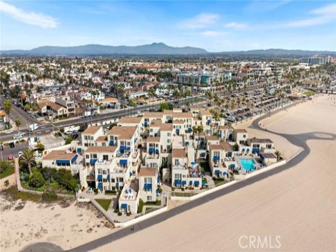 711 Pacific Coast 330 , Huntington Beach, CA