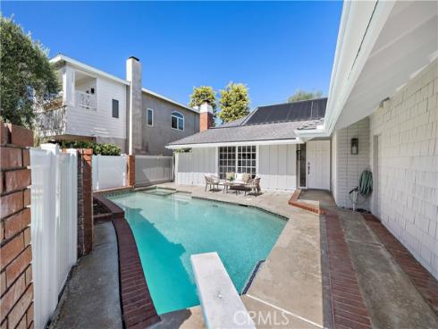 9021  Niguel   Circle, Huntington Beach, CA