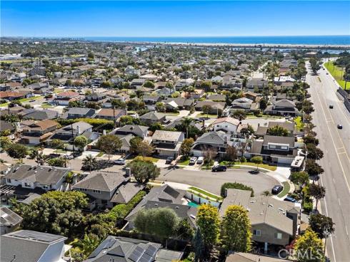 9021  Niguel   Circle, Huntington Beach, CA