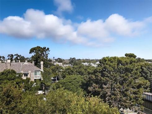 20331  Bluffside  A411  Circle, Huntington Beach, CA