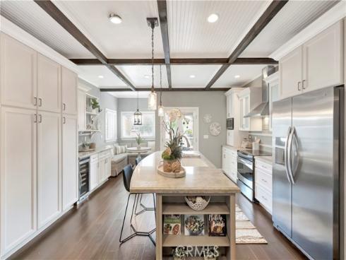 621  8th   Street, Huntington Beach, CA