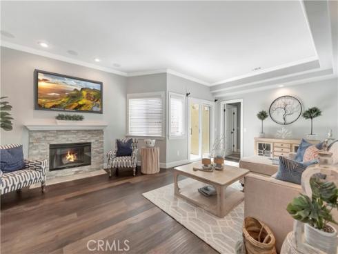 621  8th   Street, Huntington Beach, CA