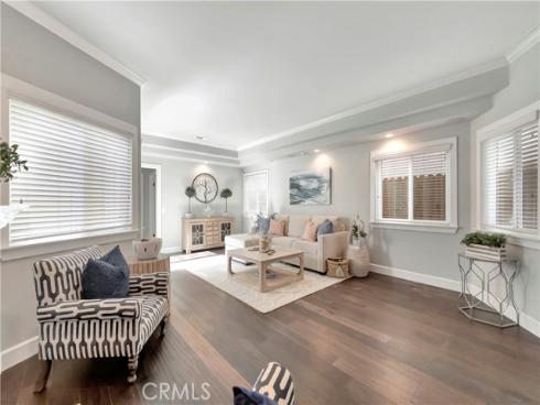 621  8th   Street, Huntington Beach, CA