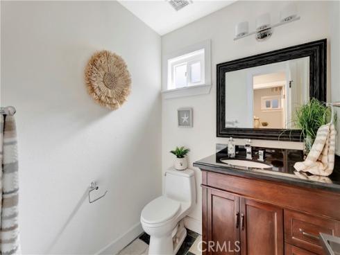 621  8th   Street, Huntington Beach, CA