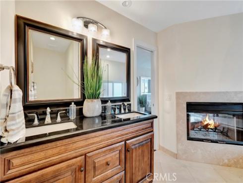 621  8th   Street, Huntington Beach, CA