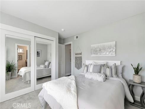 621  8th   Street, Huntington Beach, CA