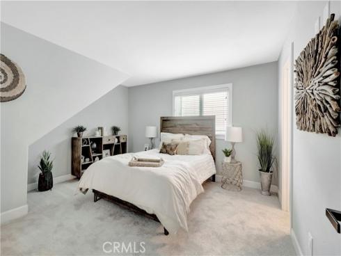 621  8th   Street, Huntington Beach, CA