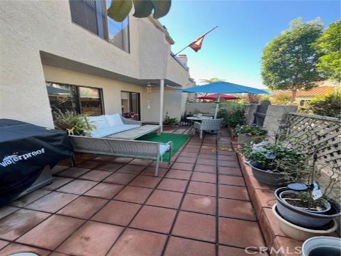 16083  Crete  , Huntington Beach, CA