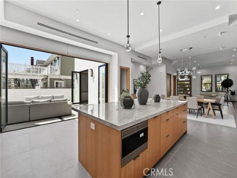 1828  Pine  , Huntington Beach, CA