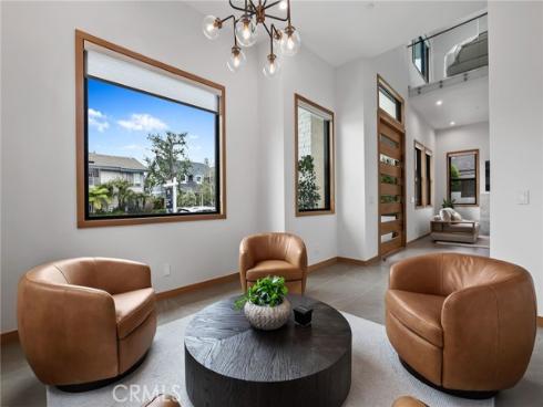 1828  Pine  , Huntington Beach, CA