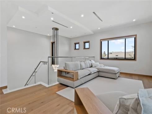 1828  Pine  , Huntington Beach, CA