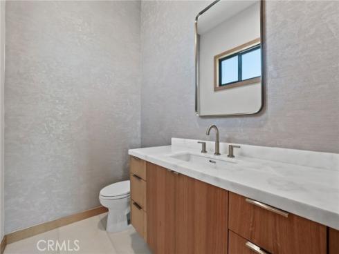 1828  Pine  , Huntington Beach, CA